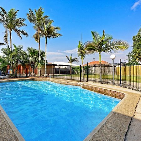 Riviera Motel Bundaberg Zewnętrze zdjęcie